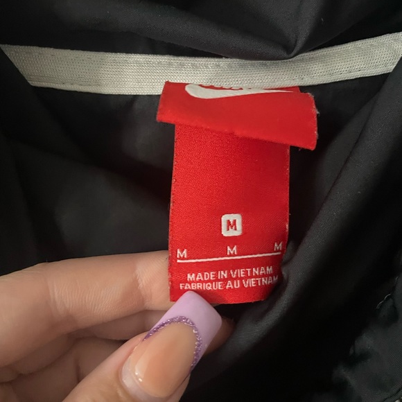 small quarter zip nike rain jacket - Picture 3 of 3